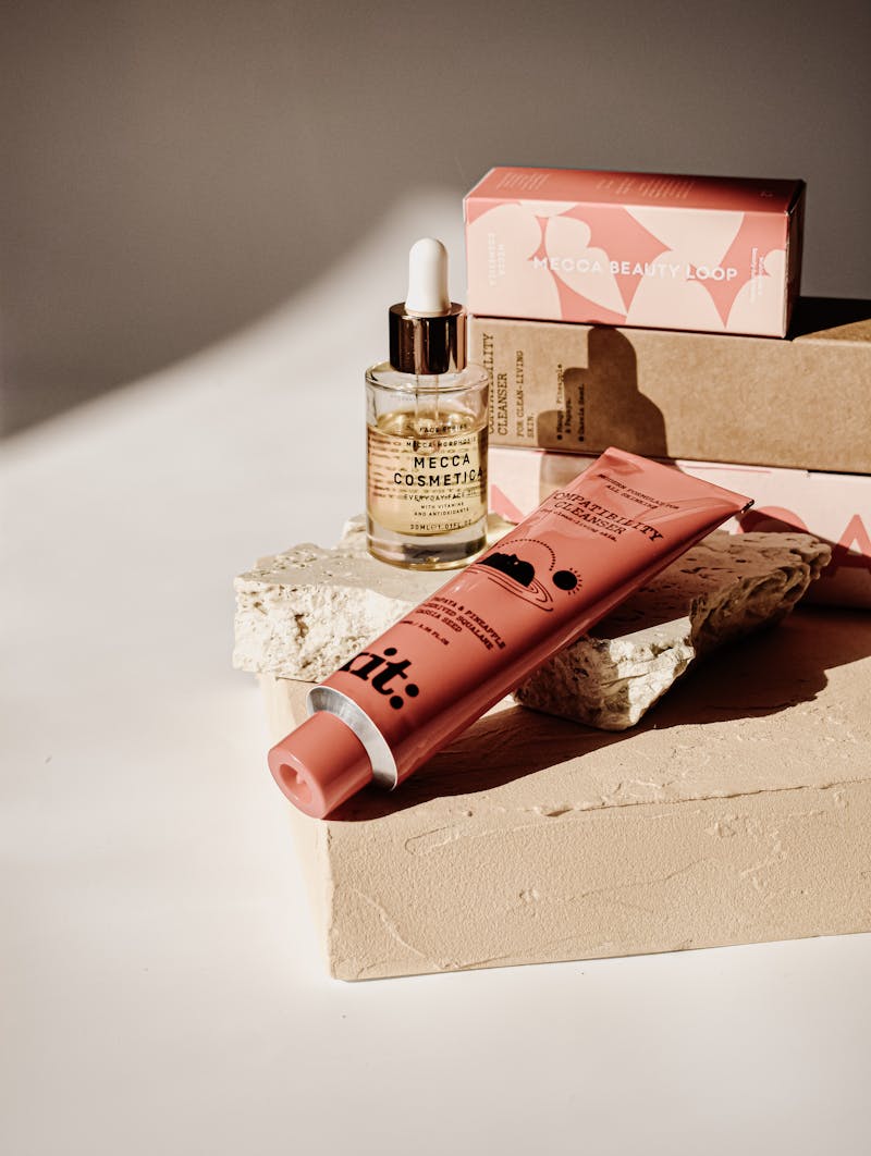 開架 vs 專櫃護膚品：兩年試用經驗分享